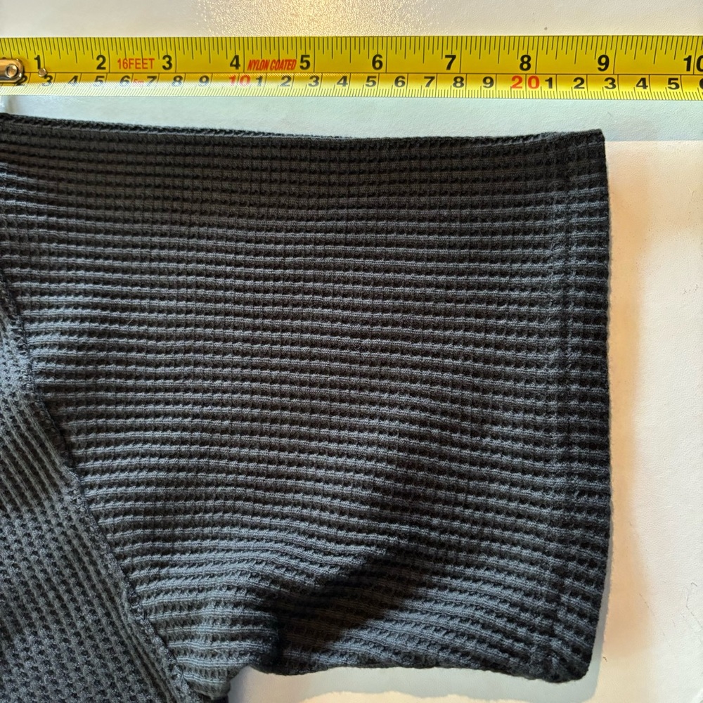 PacSun Mens T-Shirt Waffle Knit Small Short Sleeve Dark Gray Tee Shirt - Picture 8 of 8